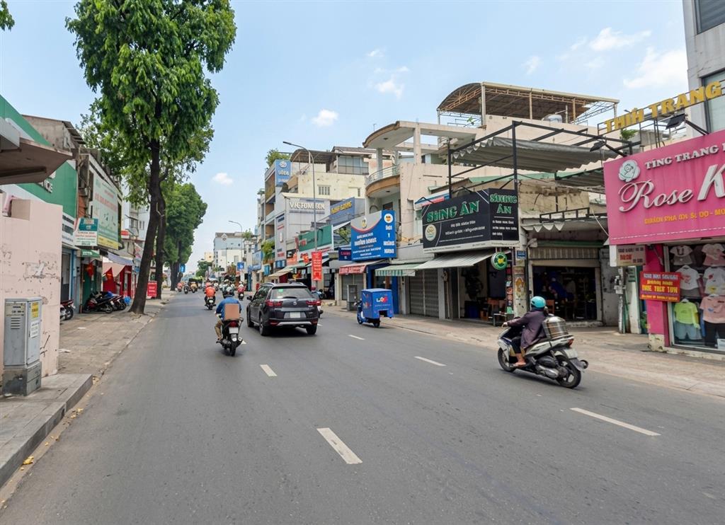 O2802* Villa cổ điển Mặt tiền Phạm Ngũ Lão sát BV175, Nở hậu 28.x tỷ