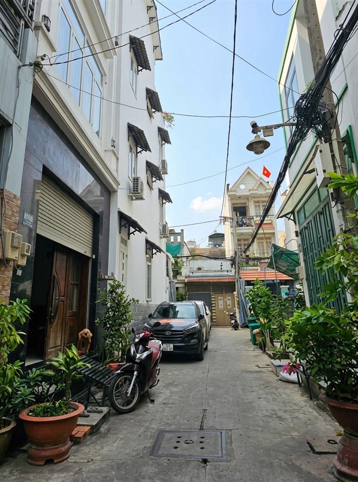 O3014  Nhà Hẻm xe hơi gần Emart Phan Huy Ích, nhỉnh 6 tỷ