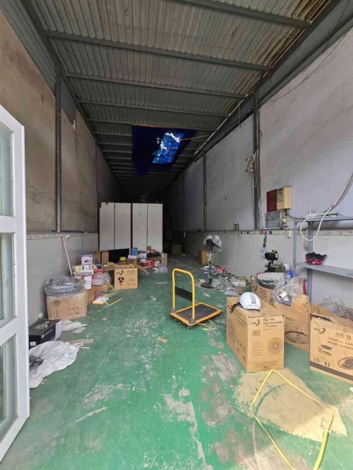 [O3026] BÁN NHÀ XƯỞNG XHT NÉ cạnh CẦU BẾN PHÂN - GIÁ 9.x TỶ