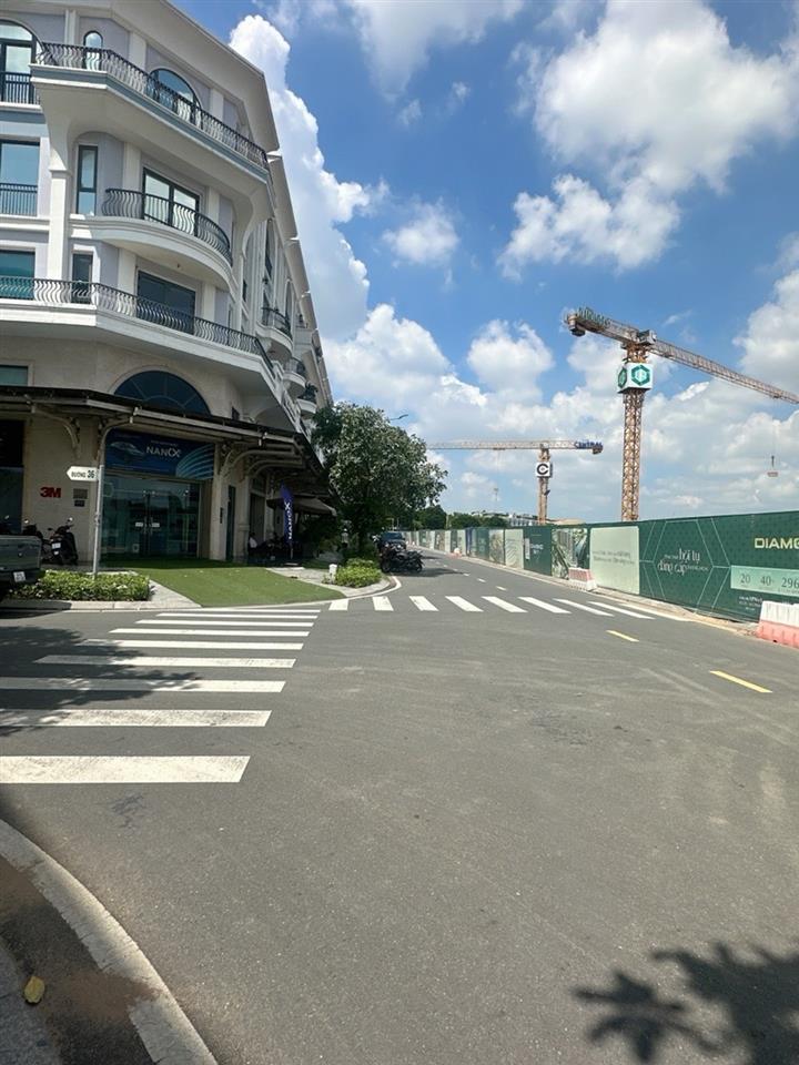 [O3055*] Nhà phố thương mại Lô Góc Vạn Phúc City 5 tầng Thang Máy Giá Rẻ 7x Tỷ