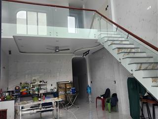 Nhà 4 phòng ngủ+ 1 phòng khách+ 1 phòng sinh hoạt chung