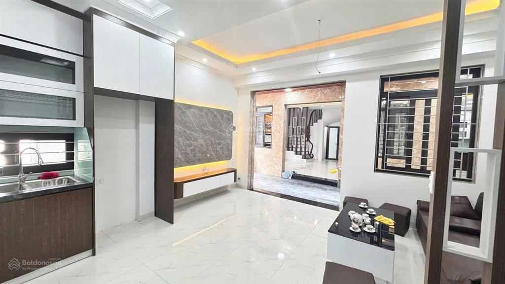 Bán nhà mới ở ngay 5 tầng tây mỗ 3pn dtsd 150m2 ngay cạnh khu đô thị vinsmart. giá bán 6.5 tỷ, ctl!