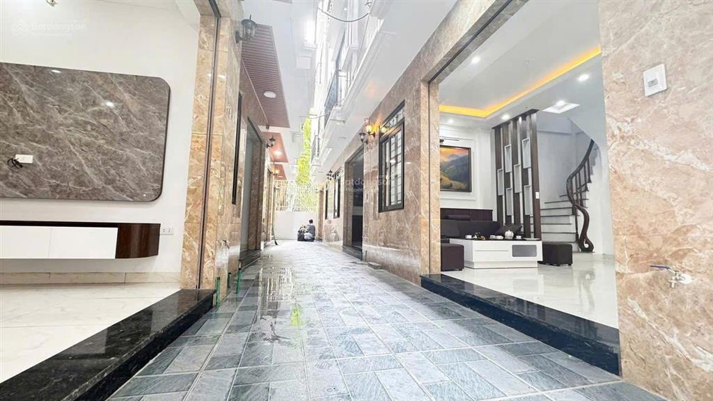 Bán nhà mới ở ngay 5 tầng tây mỗ 3pn dtsd 150m2 ngay cạnh khu đô thị vinsmart. giá bán 6.5 tỷ, ctl!