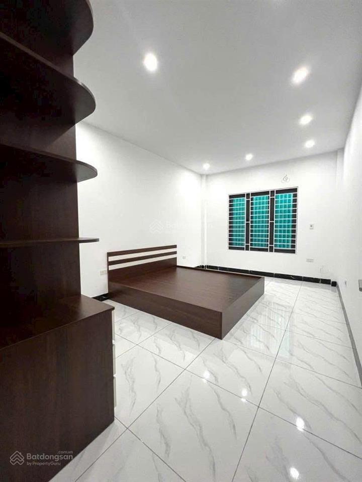Bán nhà mới 5t 3pn dtsd 150m2, sau kđt gleximco d lê trọng tấn, nội thất đầy đủ. giá 4.9 tỷ ctl