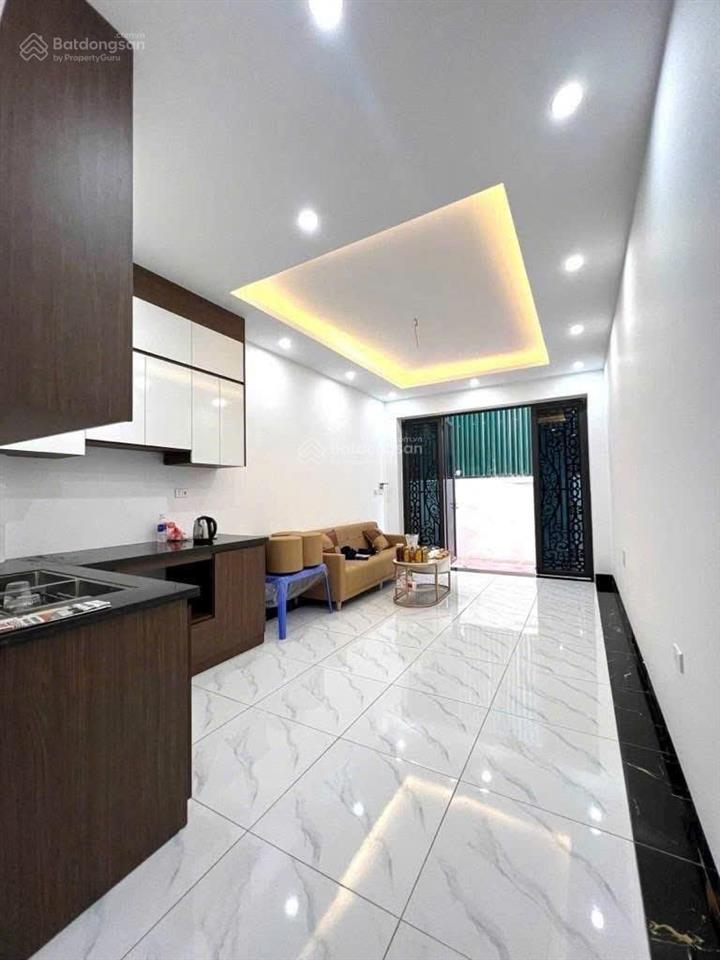 Bán nhà mới 5t 3pn dtsd 150m2, sau kđt gleximco d lê trọng tấn, nội thất đầy đủ. giá 4.9 tỷ ctl