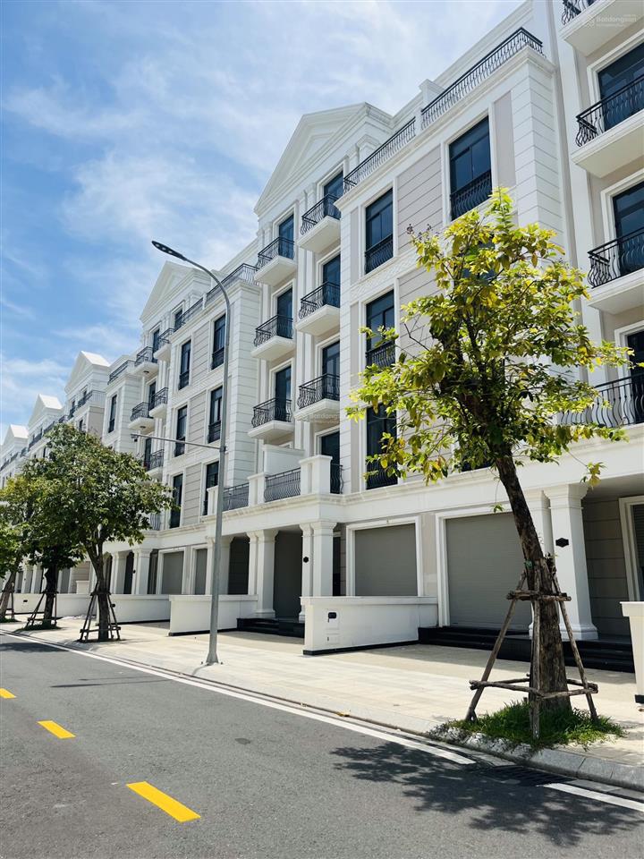 Bán nhà phố 126m2 vinhomes grand park giá tốt nhất khu, mua đầu tư hay ở đều phù hợp