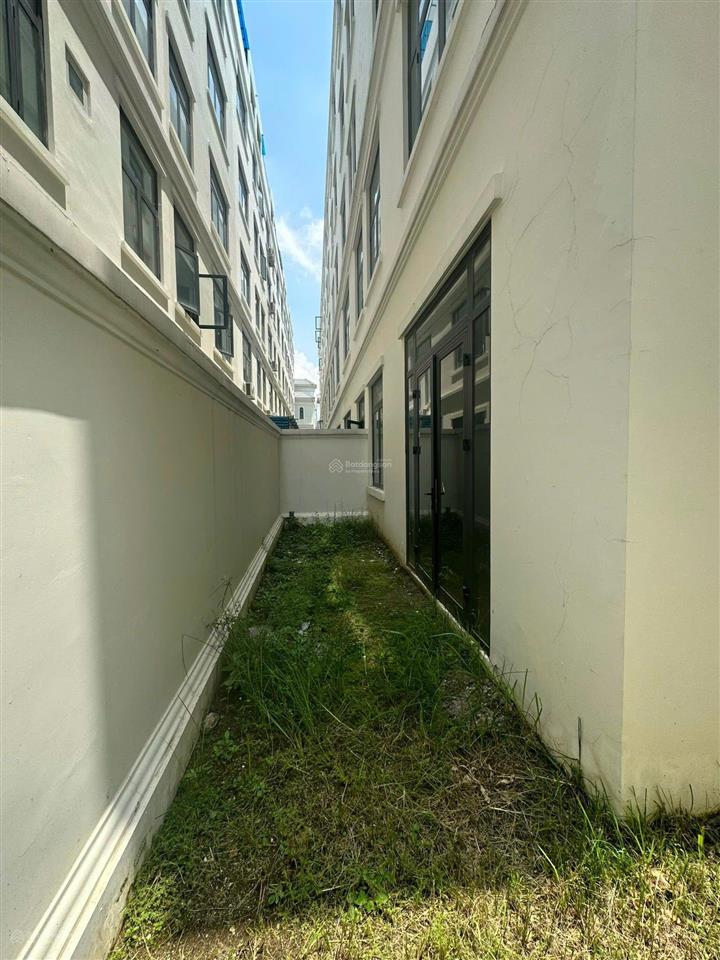 Bán nhà phố 162m2 giá rẻ nhất vinhomes grand park cùng diện tích, phù hợp đầu tư hoặc mua để ở