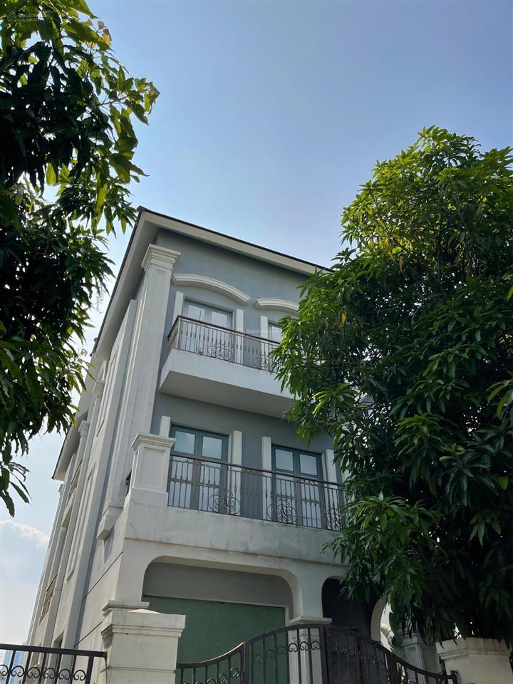 Bán biệt thự 250m2 view sông vinhomes grand park, số lượng hiếm, view sông thoáng mát