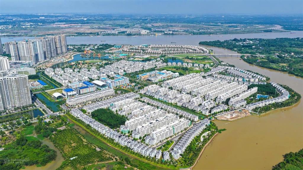 Bán biệt thự 250m2 view sông vinhomes grand park, số lượng hiếm, view sông thoáng mát