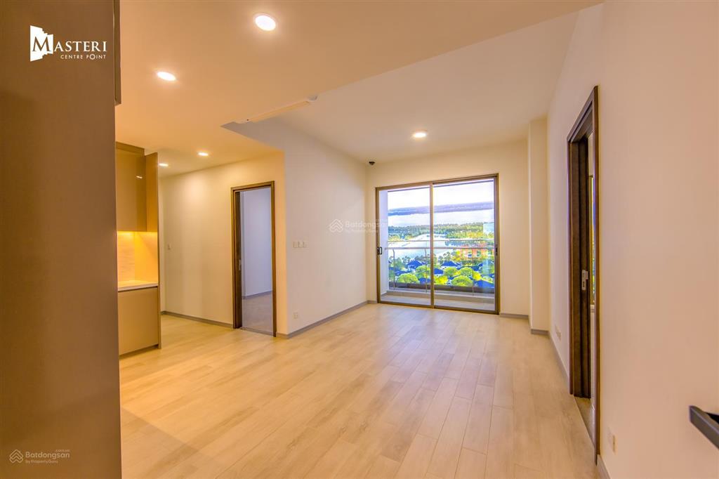 Giá cực rẻ 2pn chỉ 4,2 tỷ căn hộ masteri centre point view nội khu hồ bơi