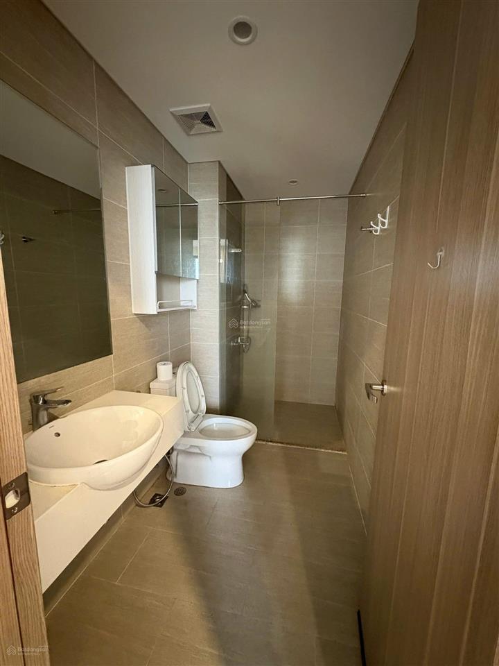 Giá cực rẻ căn 2pn+ 69m2 full nội thất chỉ 3,050 tỷ, view thoáng hướng đông nam