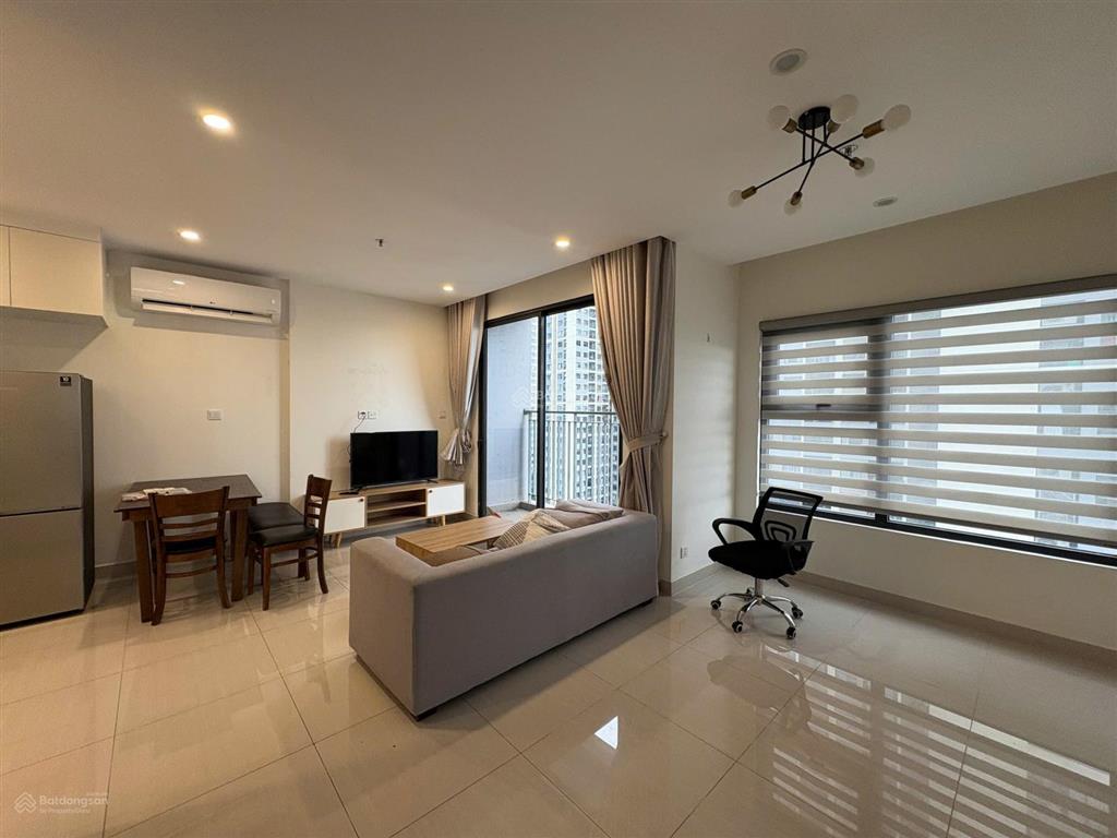 Giá cực rẻ căn 2pn+ 69m2 full nội thất chỉ 3,050 tỷ, view thoáng hướng đông nam