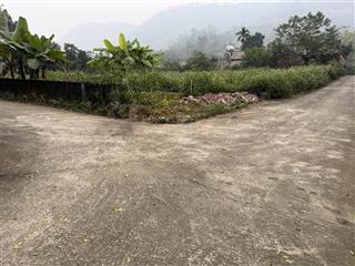 Lô góc siêu đẹp dt 988,4m2 tc 240m2 mt khủng 30m đường oto vào tận đất tại thắng đầu xã phú cát hn