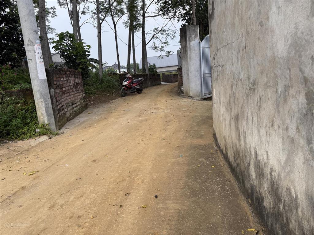 Cc gửi bán lô đất đẹp tài chính nhỏ chỉ 2,7tỷ có ngay 146,7m2 thổ cư 100m2 mt 6,67m ngõ thông ô tô