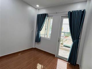 Nhà đẹp huỳnh tấn phát q7 4pn giếng trời thoáng mát chỉ 3 tỷ 990