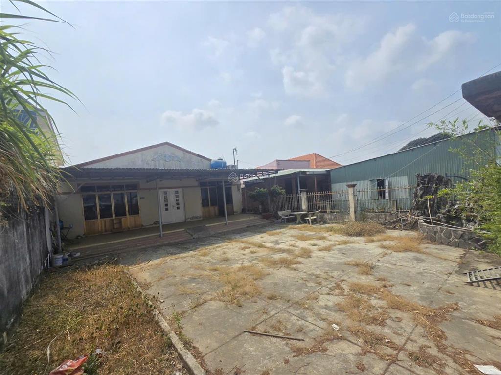 Cần giờ bán đất có nhà xưởng mặt tiền đường duyên hải  ngay gần cổng vào khu lấn biển vin home