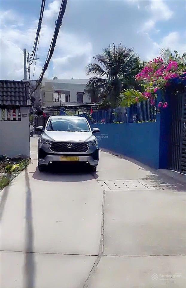 Có 2 lô đất đẹp 8 17  gần coopmart  1549 huỳnh tấn phát  quận 7 . giá  6,5 tỷ ( gặp và làm v