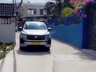 Có 2 lô đất đẹp 8 17  gần coopmart  1549 huỳnh tấn phát  quận 7 . giá  6,5 tỷ ( gặp và làm v