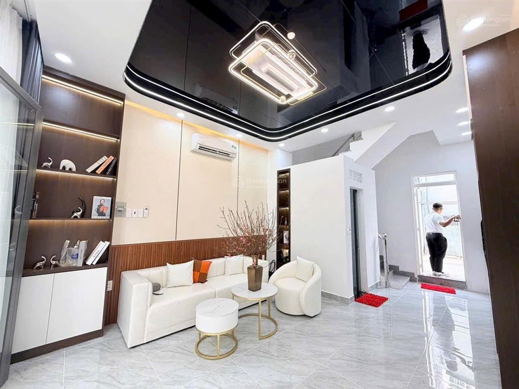Bán nhà 3 tầng 751 trần xuân soạn, p. tân hưng, q.7