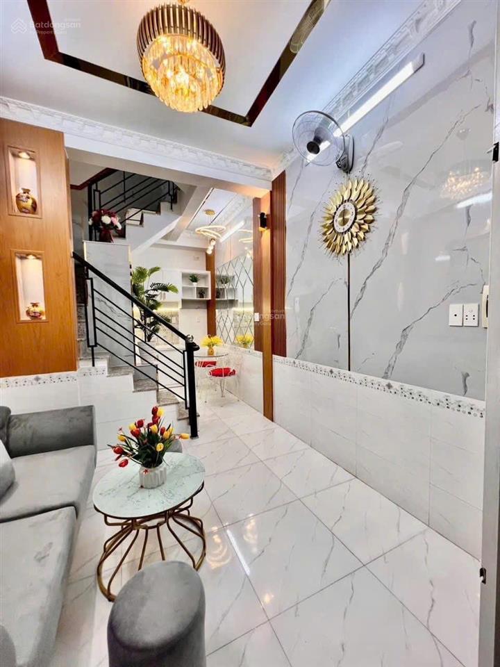 Nhà nhỏ xinh giá mềm vị trí hẻm 2680  huỳnh tấn phát nhà bè