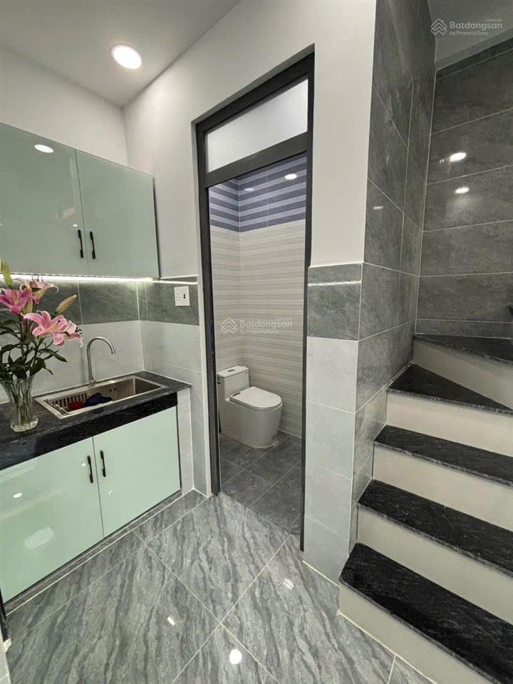 Quận 7 nhà nhỏ xinh hẻm xe hơi nguyễn thị thập kinh doanh được giá 2 tỷ 250 (bớt lộc) diện t