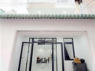 Quận 7 nhà mới lô nhì mặt tiền huỳnh tấn phát vào tầm 30m  166 / 2 htp ( kế kcx tân thuận )