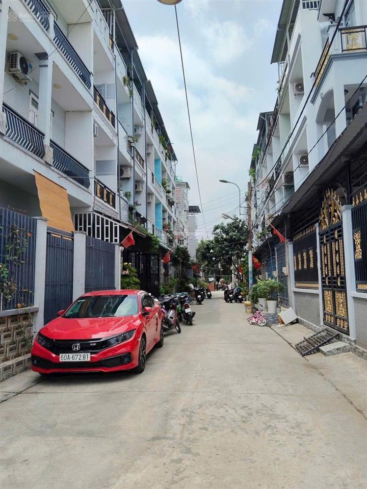 Nhà bè mini villa full nội thất đường nhựa 6m  xe ô tô ngủ trong nhà .