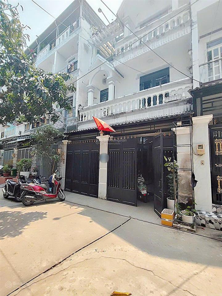 Nhà bè mini villa full nội thất đường nhựa 6m  xe ô tô ngủ trong nhà .