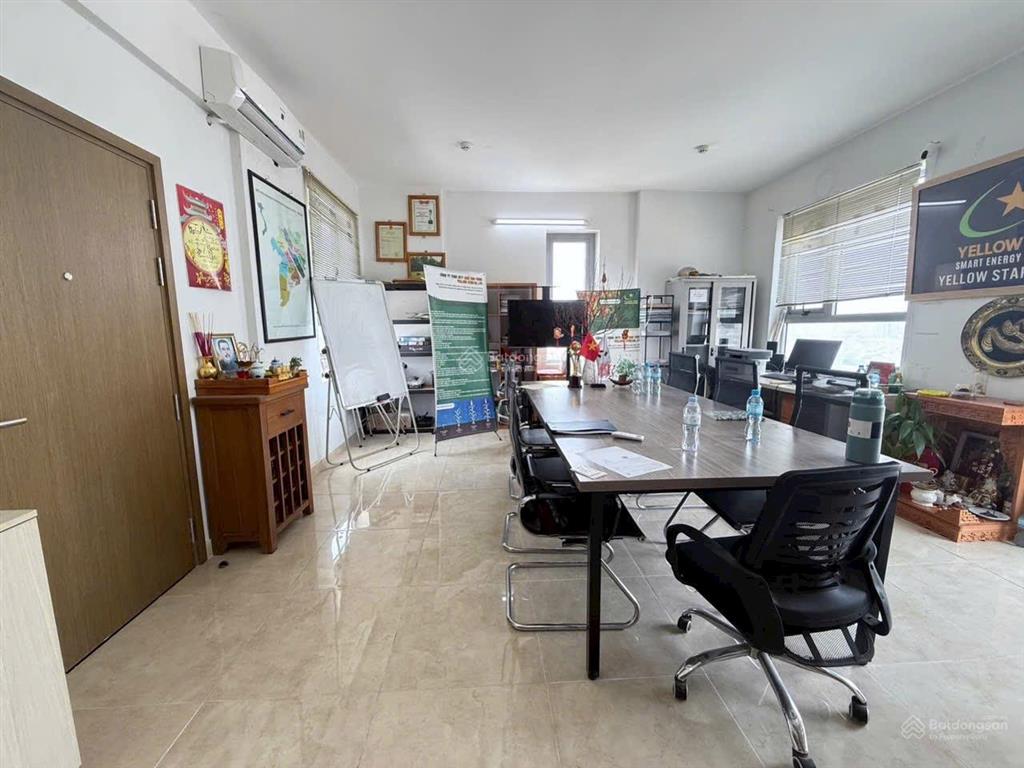 Bán căn hộ luxcity quận 7 view đẹp, giá tốt chỉ 2.7 tỷ còn thương lượng