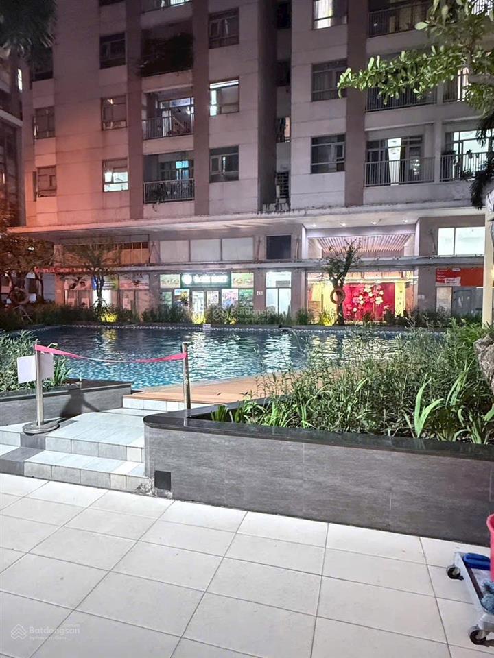 Bán căn hộ luxcity quận 7 view đẹp, giá tốt chỉ 2.7 tỷ còn thương lượng