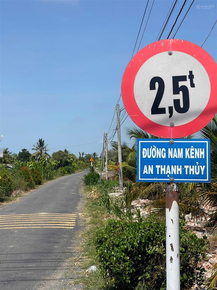 Đất nền cách ql50 ngã 3 yên luông chỉ 150m. đầu đường tỉnh lộ 872b