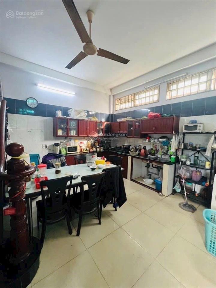 Nhà 3 tầng góc mặt tiền đường khu lý phục man quận 7