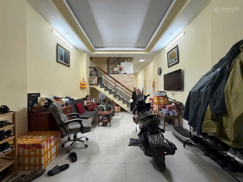 Nhà bè hẻm xe hơi 1942 huỳnh tấn phát chỉ 4,95 tỷ