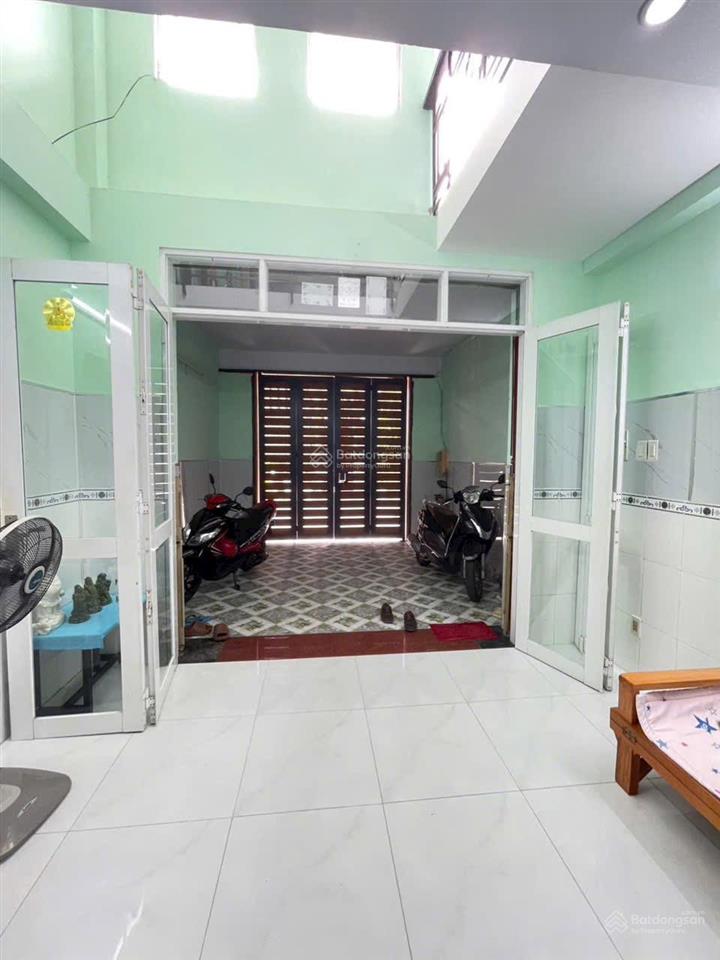 Phú thuận  nhà 3 tầng  xe hơi thông ra chợ gò ô môi  quận 7