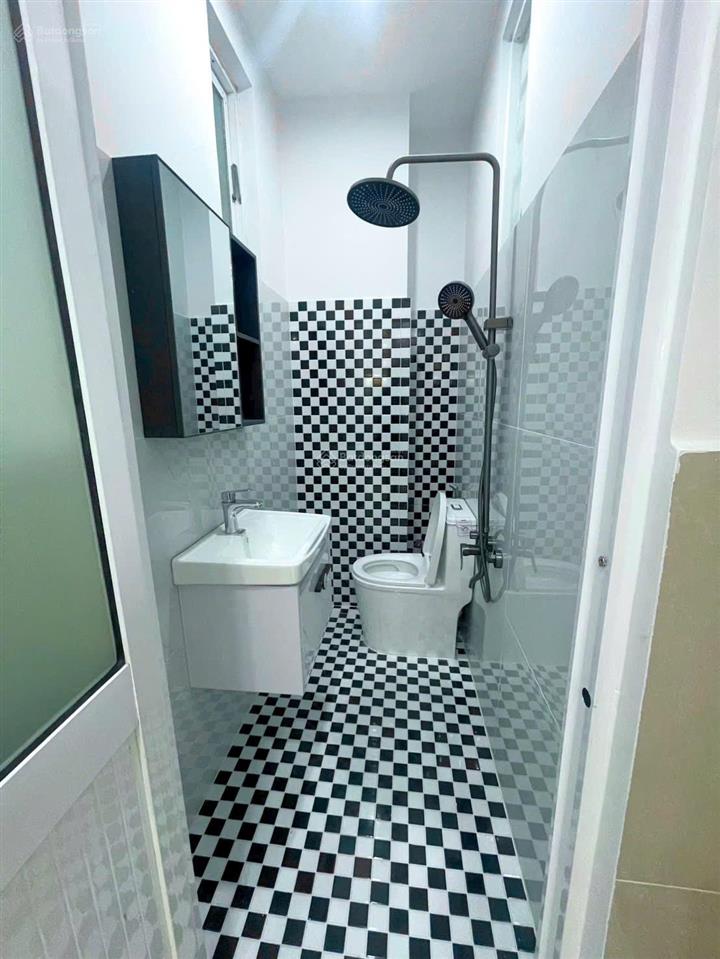 Nhà phố góc 2 mặt tiền hẻm huỳnh tấn phát, nhà bè