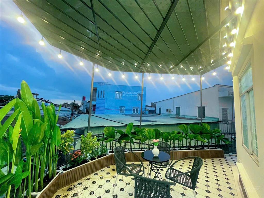 Nhà phố góc 2 mặt tiền hẻm huỳnh tấn phát, nhà bè