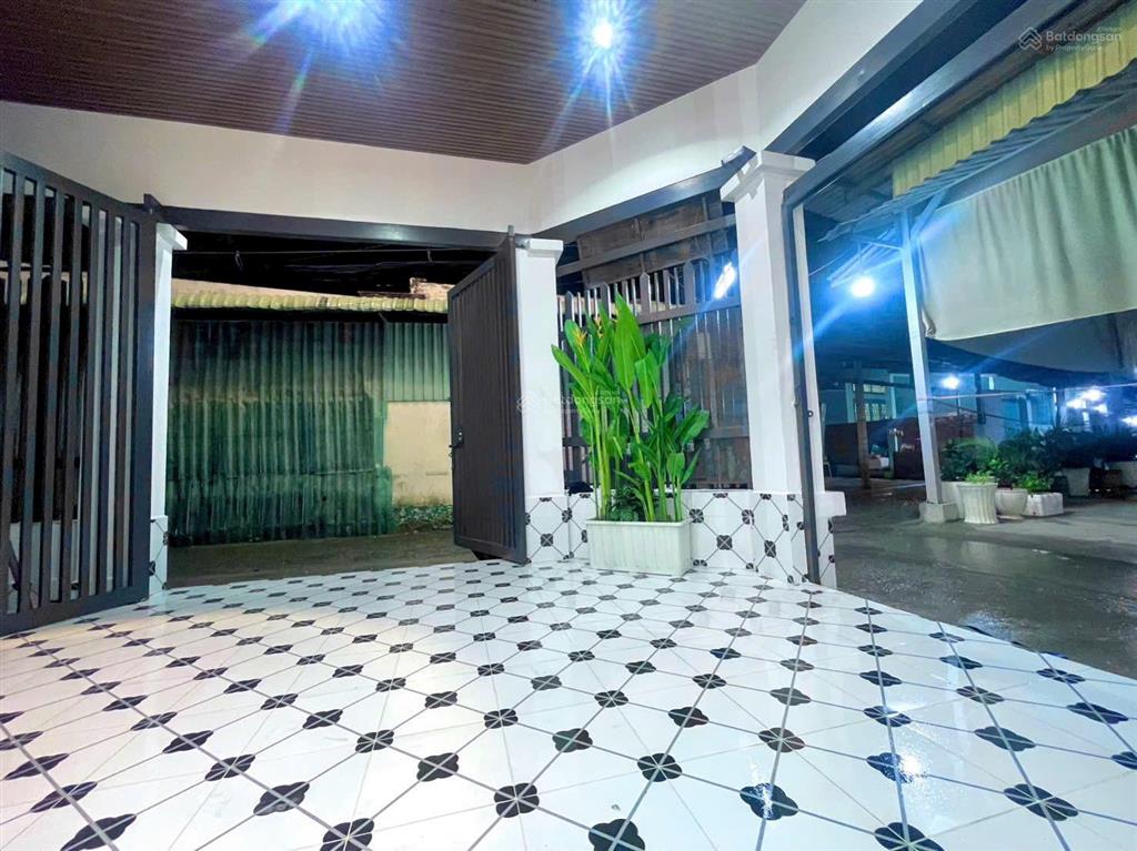 Nhà phố góc 2 mặt tiền hẻm huỳnh tấn phát, nhà bè