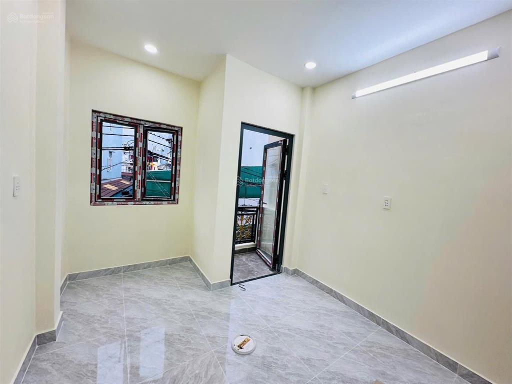 Bán nhà mt hẻm xe hơi huỳnh tấn phát, quận 7