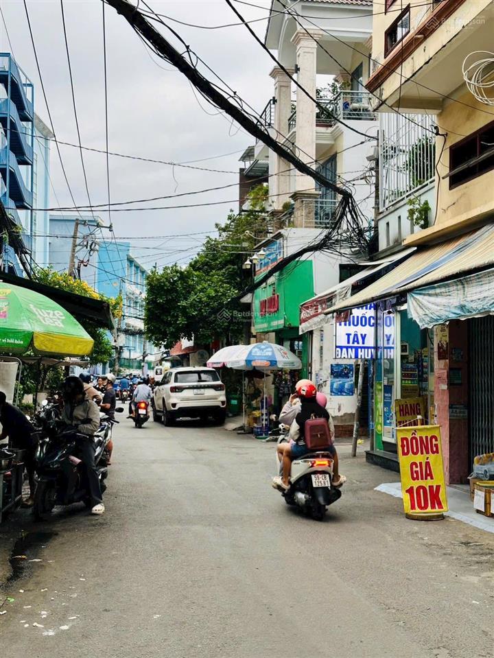 Bán nhà mt hẻm xe hơi huỳnh tấn phát, quận 7
