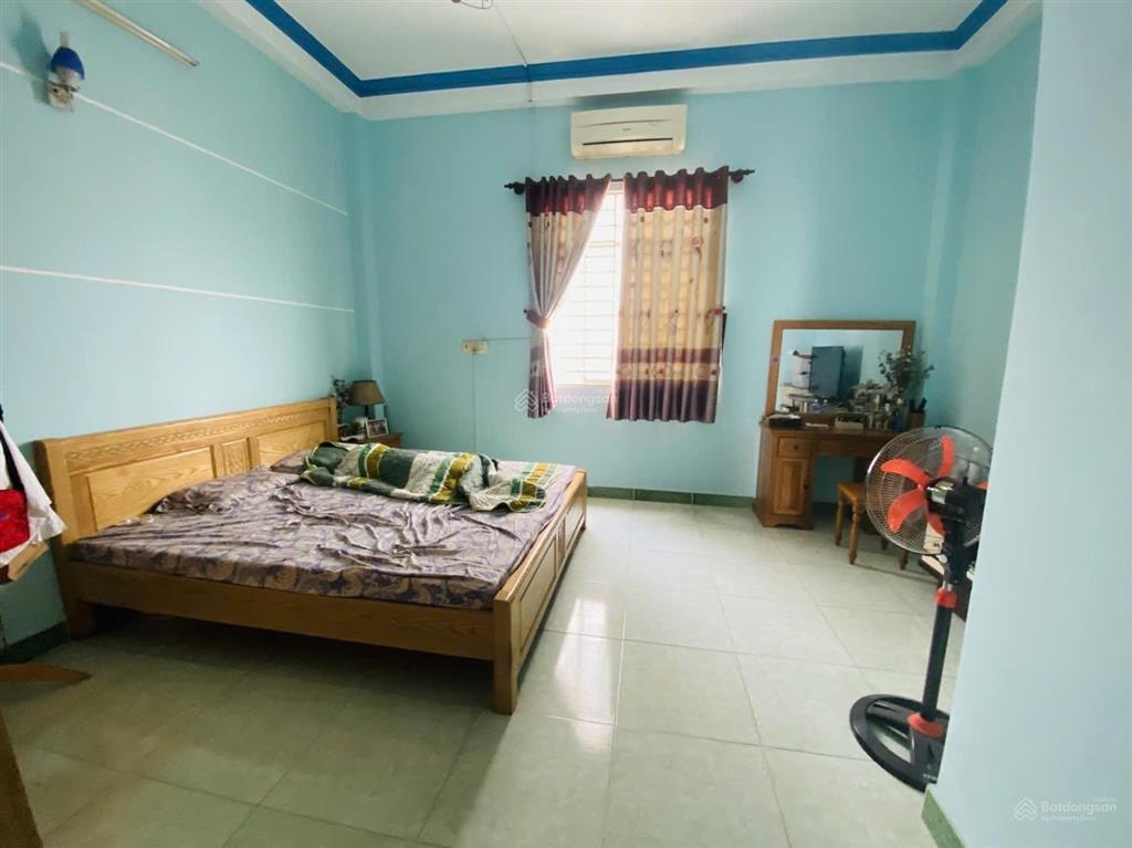 Bán nhà 4 tầng huỳnh tấn phát  phú thuận  quận 7
