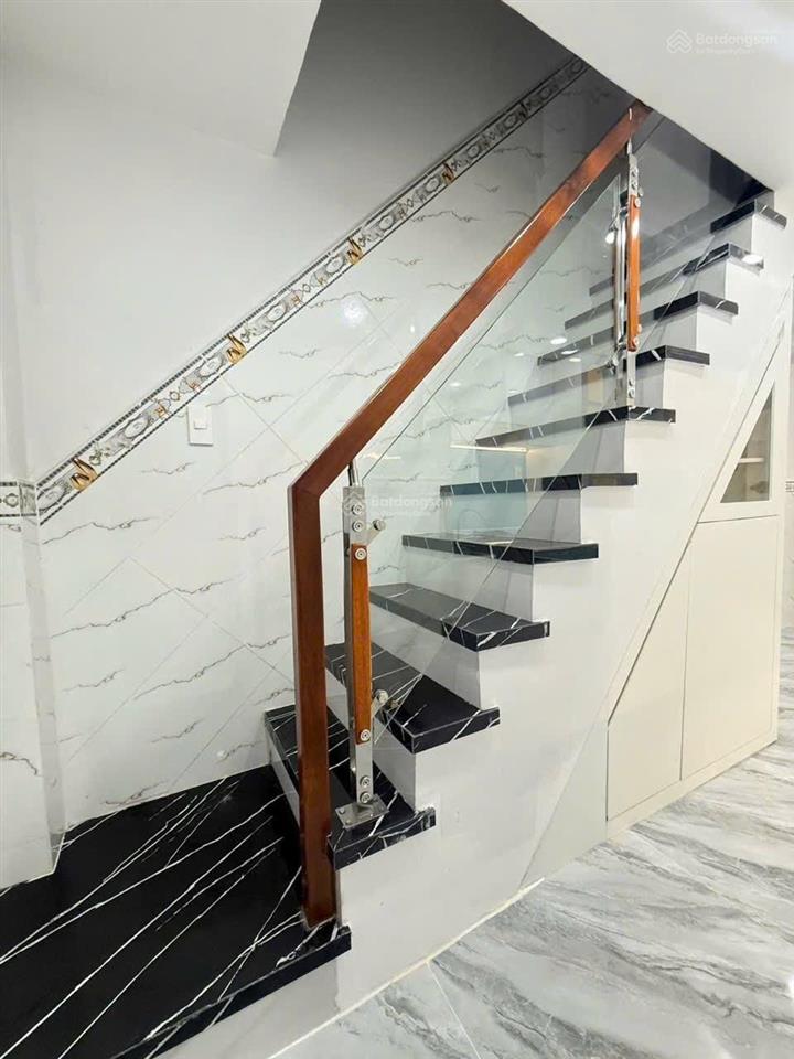 Bán nhà mới 2 tầng lê văn lương  tân kiểng  quận 7