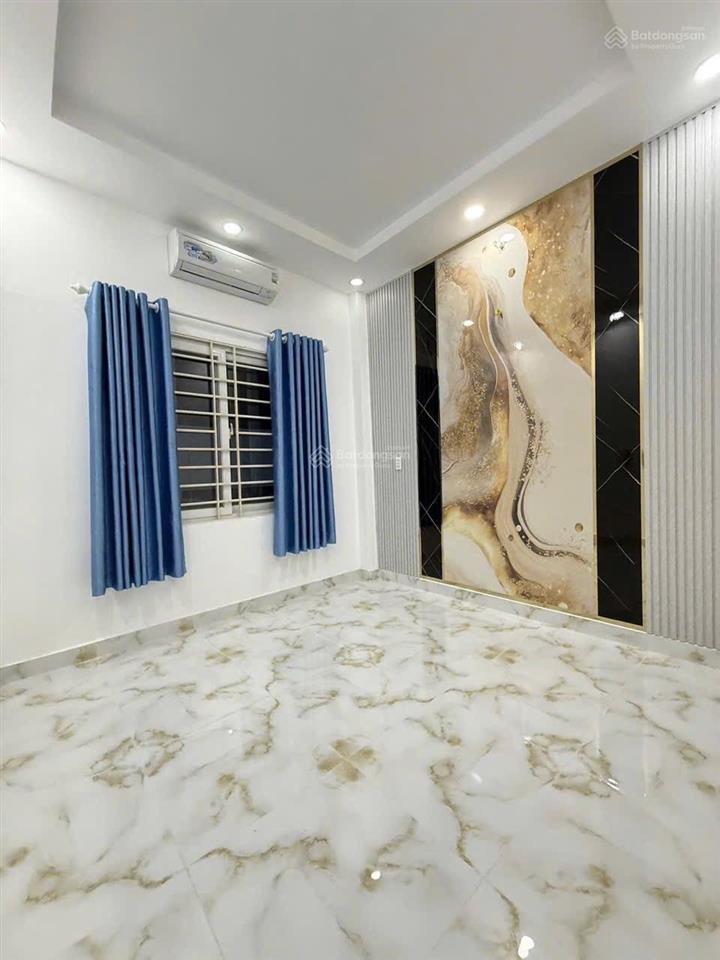 Bán nhà 3 tầng bùi văn ba  quận 7