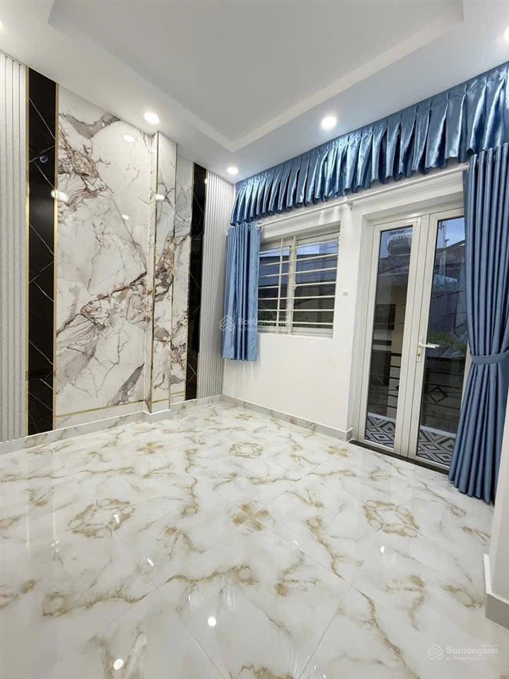 Bán nhà 3 tầng bùi văn ba  quận 7