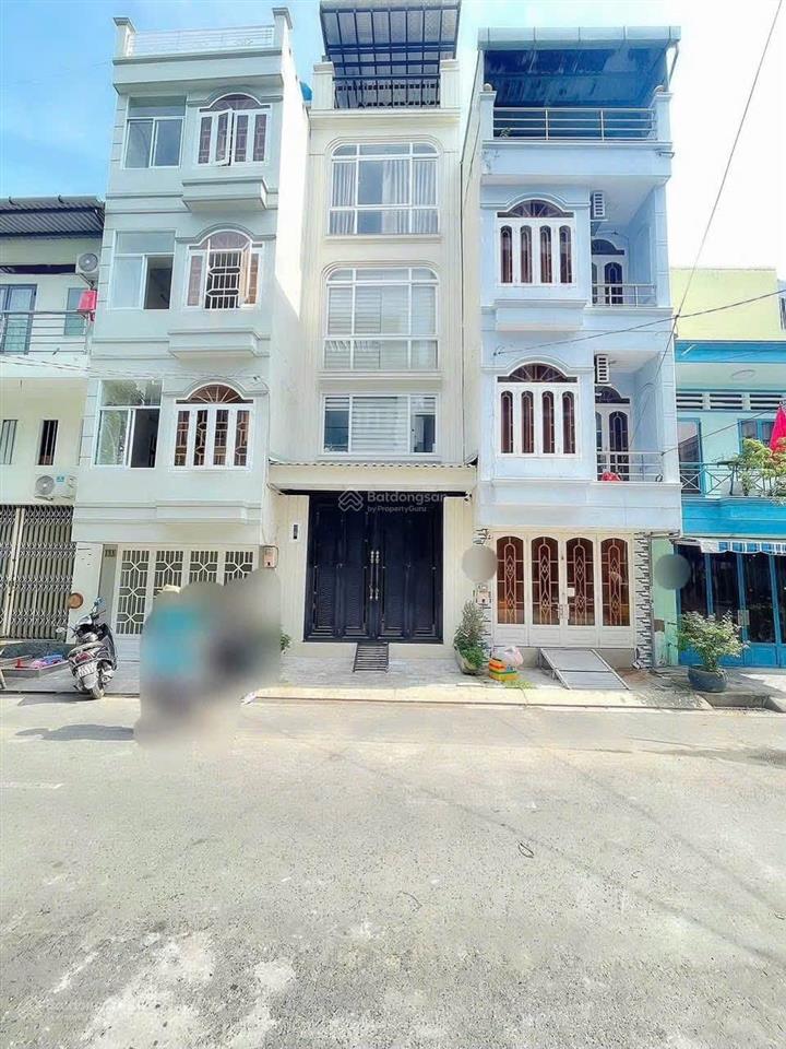 Bán nhà 4 tầng mt đường lý phục man  quận 7