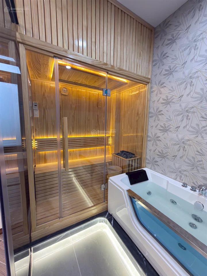 Nhà phố siêu vip q7 full nội thất cao cấp.