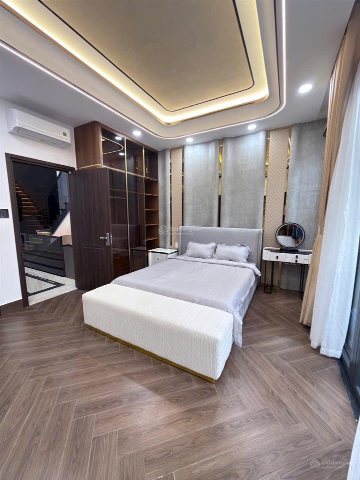 Nhà phố siêu vip q7 full nội thất cao cấp.