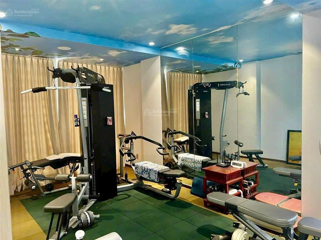 Biệt thự cạnh phú mỹ hưng  nguyễn lương bằng  quận 7