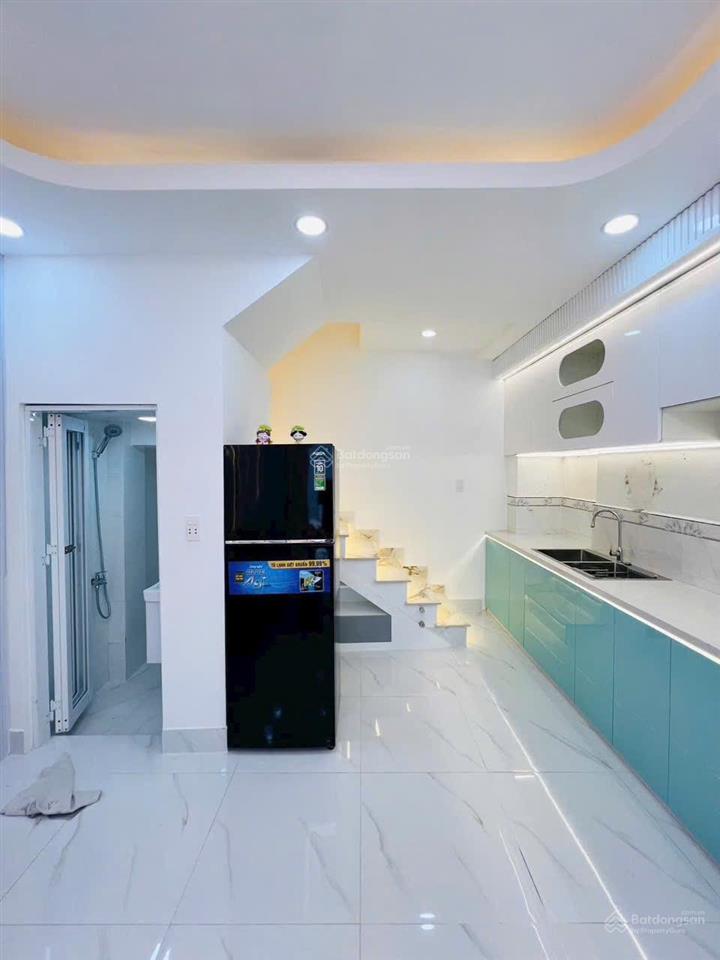 Nhà đẹp quận 7  cách mặt tiền huỳnh tấn phát chỉ 10m.