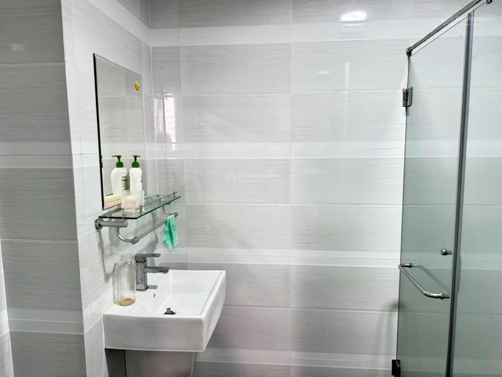 Quận 7 chung cư đức khải era town căn 161m giá chỉ 4,8 tỷ.