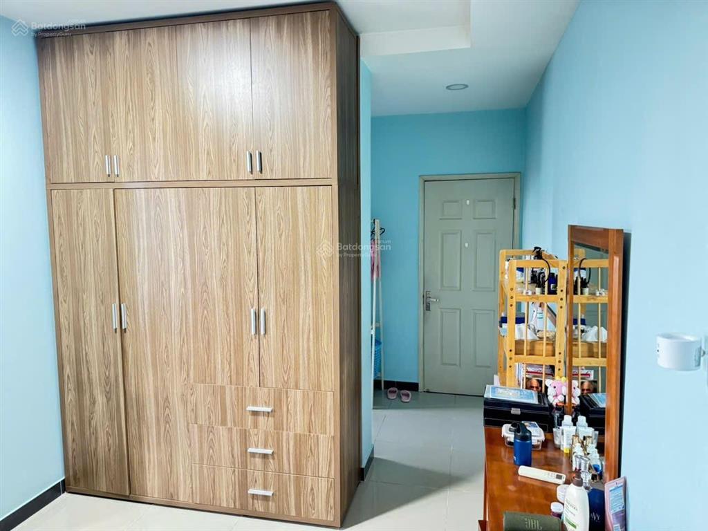 Quận 7 chung cư đức khải era town căn 161m giá chỉ 4,8 tỷ.